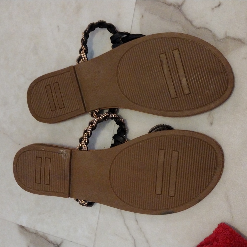 Iynx sandals. - Picture 5 of 5